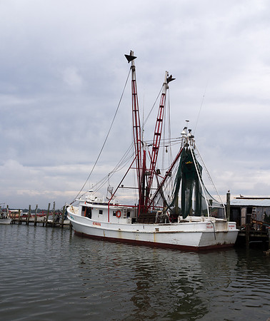 Big shrimp boat in Swansboro, NC