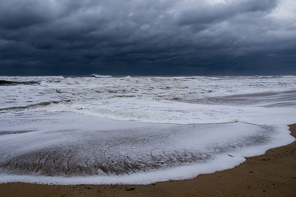 Storm Waves on the Outer Banks